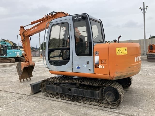 EXCAVATOR — Auction (lot 8460-327)