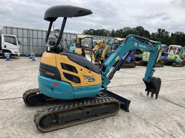 MINI EXCAVATOR — Auction (lot 8460-332)