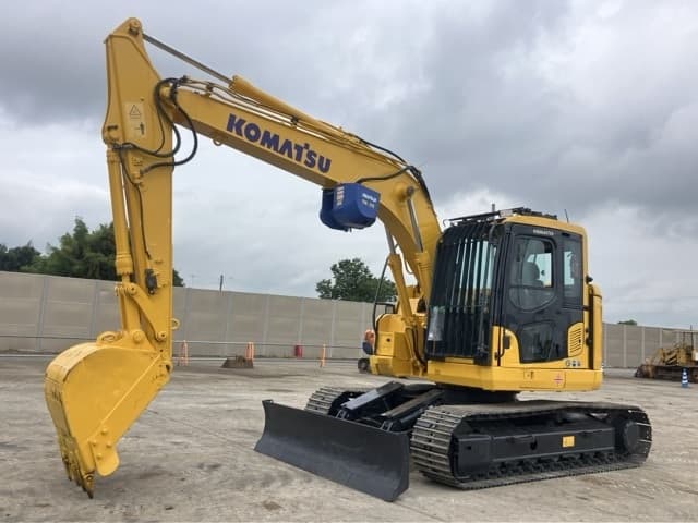 EXCAVATOR — Auction (lot 8460-334)