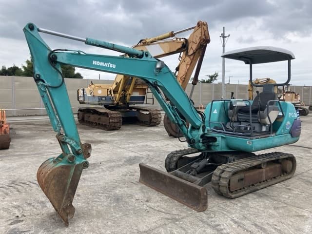 MINI EXCAVATOR — Auction (lot 8460-336)