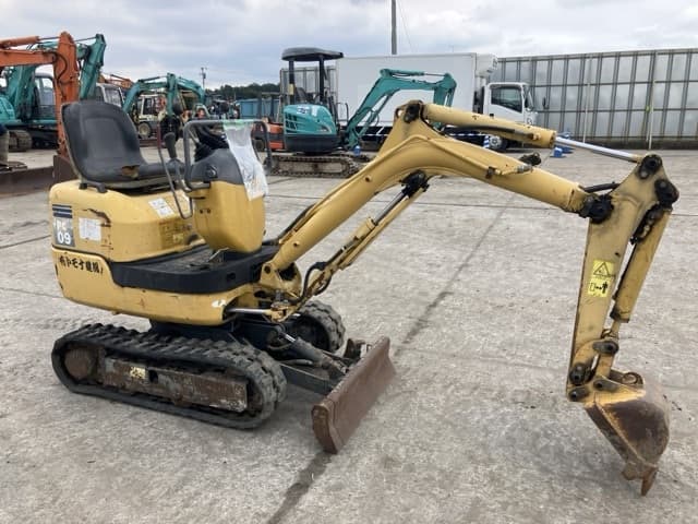 MINI EXCAVATOR — Auction (lot 8460-34)