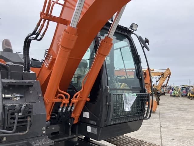 EXCAVATOR — Auction (lot 8460-344)