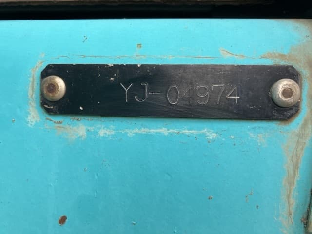 MINI EXCAVATOR — Auction (lot 8460-346)