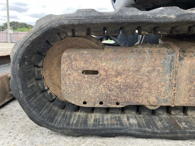 MINI EXCAVATOR — Auction (lot 8460-346)