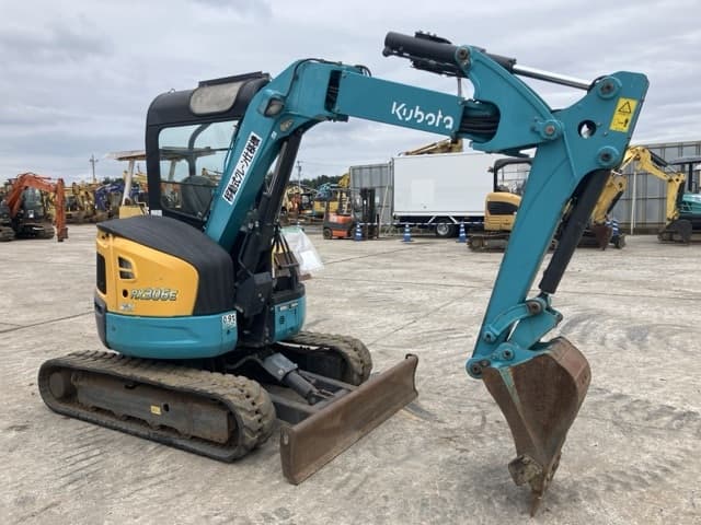 MINI EXCAVATOR — Auction (lot 8460-349)