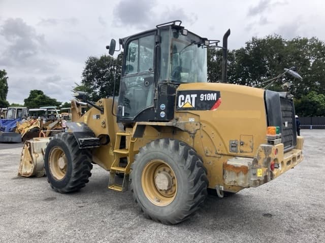 WHEEL LOADER — Auction (lot 8460-352)
