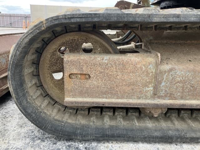EXCAVATOR — Auction (lot 8460-353)
