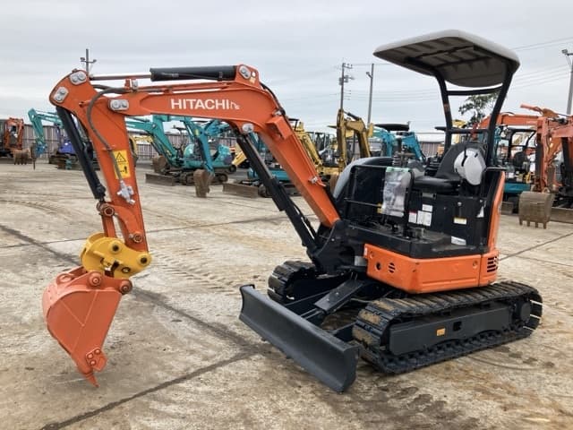 MINI EXCAVATOR — Auction (lot 8460-354)