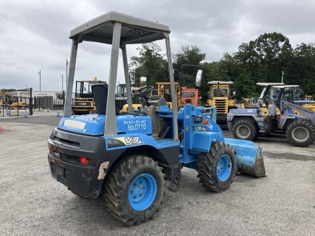 MINI WHEEL LOADER — Auction (lot 8460-361)