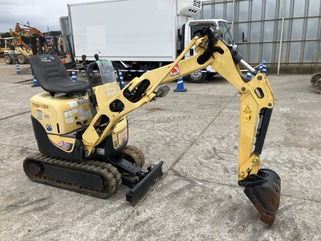 MINI EXCAVATOR — Auction (lot 8460-364)