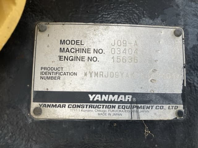 MINI EXCAVATOR — Auction (lot 8460-364)