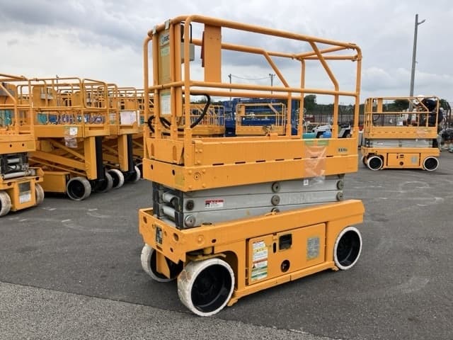 AERIAL WORK PLATFORM — Auction (lot 8460-379)