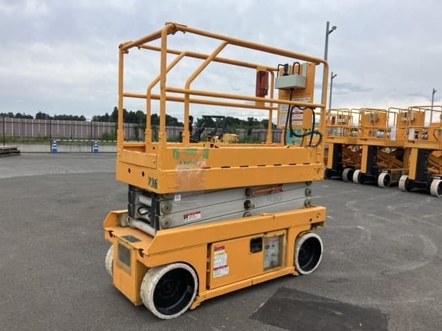 AERIAL WORK PLATFORM — Auction (lot 8460-381)