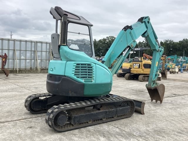 MINI EXCAVATOR — Auction (lot 8460-384)