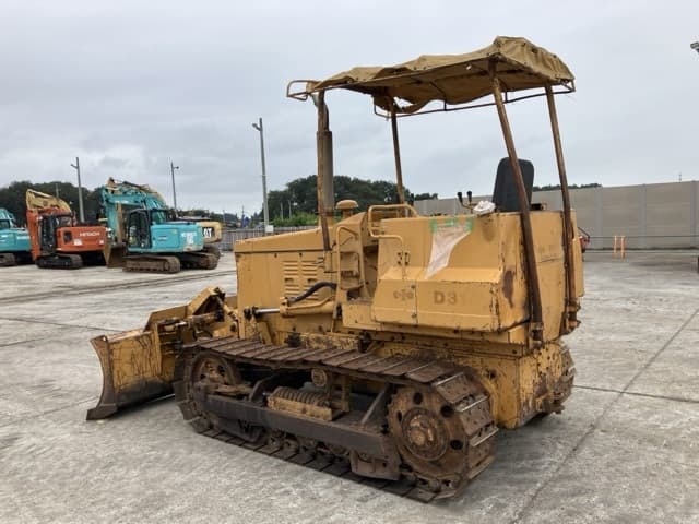 Bulldozer — Auction (lot 8460-385)