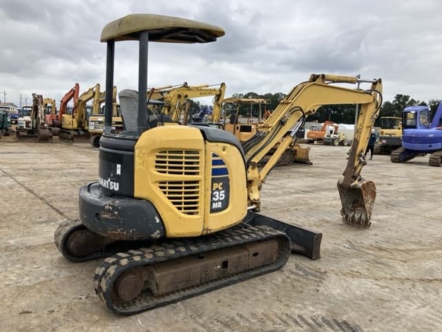MINI EXCAVATOR — Auction (lot 8460-395)