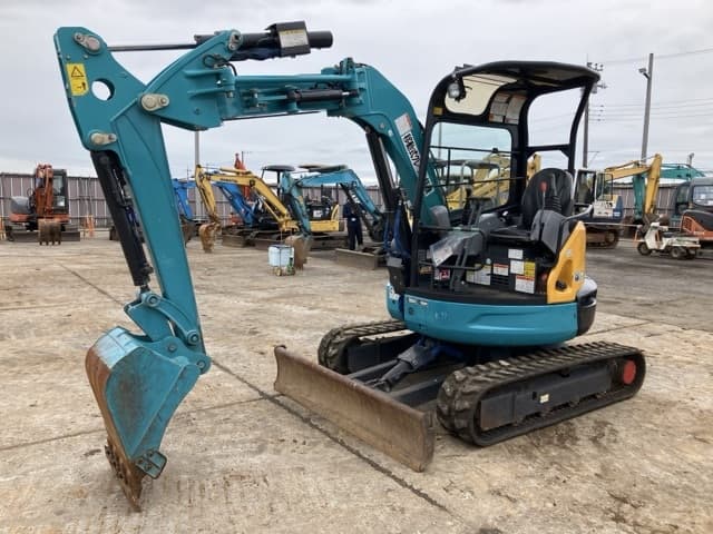 MINI EXCAVATOR — Auction (lot 8460-397)