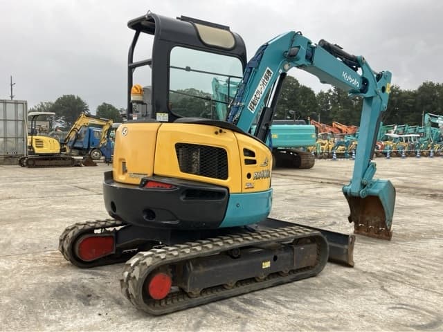 MINI EXCAVATOR — Auction (lot 8460-397)