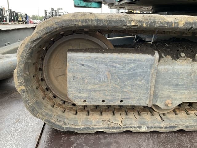 MINI EXCAVATOR — Auction (lot 8460-40001)