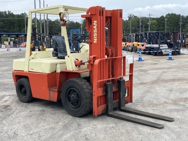 Forklift — Auction (lot 8460-4004)