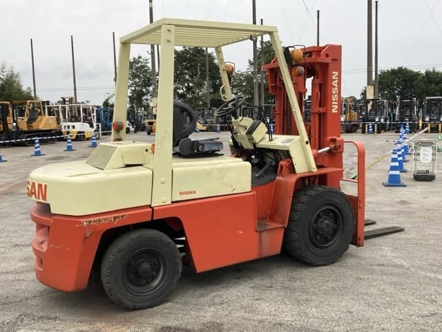 Forklift — Auction (lot 8460-4004)
