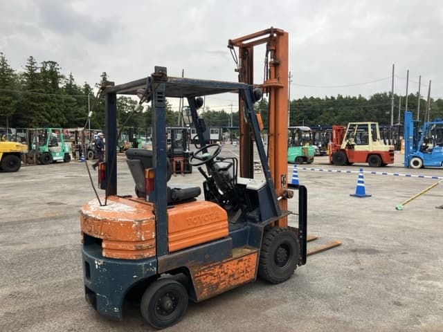 Forklift — Auction (lot 8460-4005)