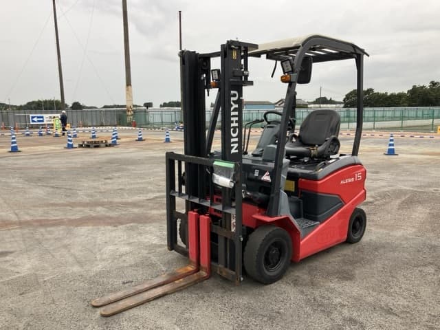 Battery Forklift — Auction (lot 8460-4008)