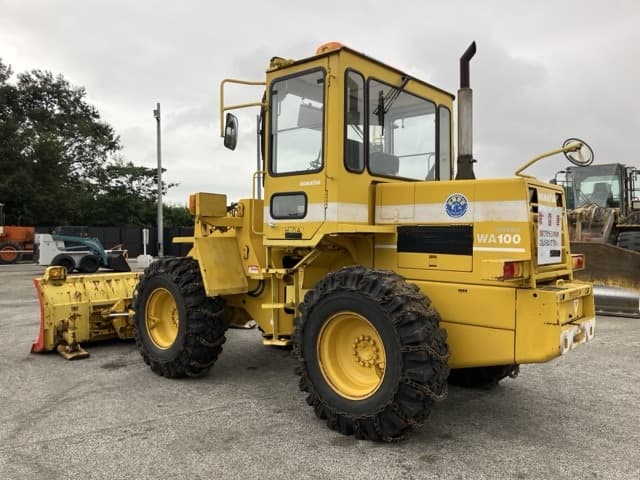 WHEEL LOADER — Auction (lot 8460-401)