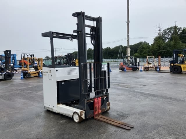 Reach Forklift — Auction (lot 8460-4014)