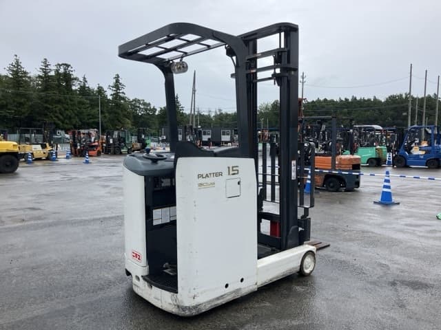 Reach Forklift — Auction (lot 8460-4014)