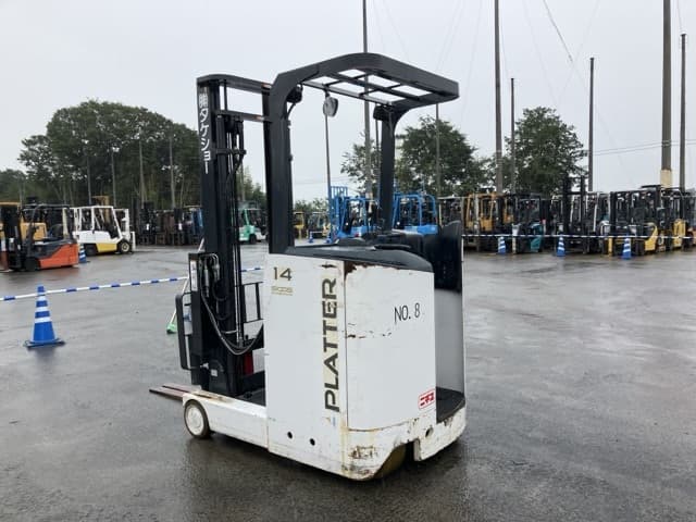 Reach Forklift — Auction (lot 8460-4015)