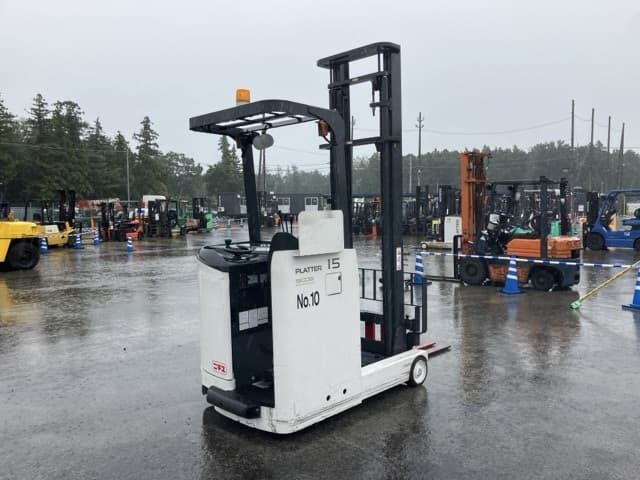 Reach Forklift — Auction (lot 8460-4017)