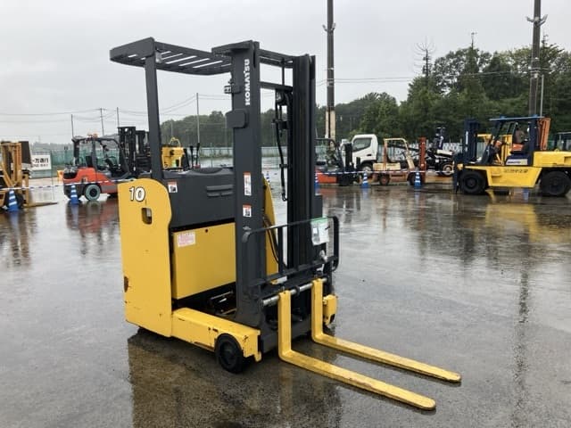 Reach Forklift — Auction (lot 8460-4019)