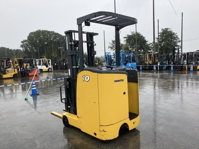 Reach Forklift — Auction (lot 8460-4019)