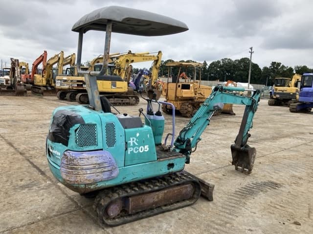 MINI EXCAVATOR — Auction (lot 8460-402)