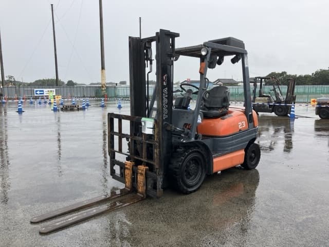 Forklift — Auction (lot 8460-4021)
