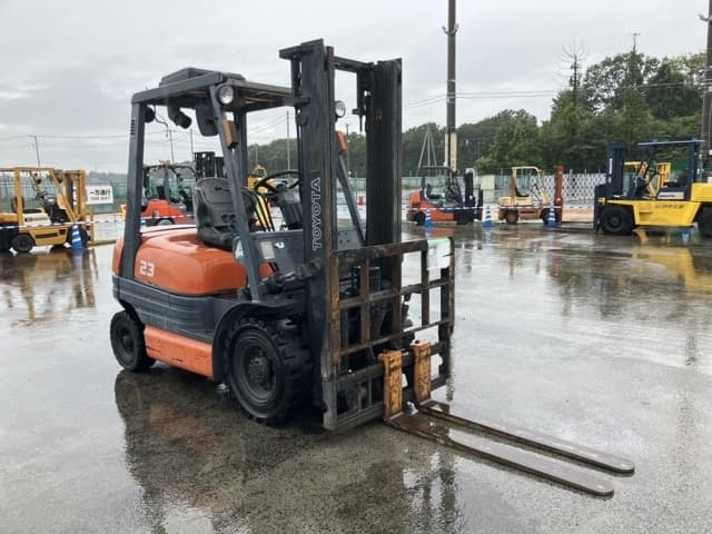 Forklift — Auction (lot 8460-4021)