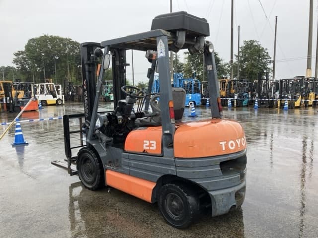 Forklift — Auction (lot 8460-4021)