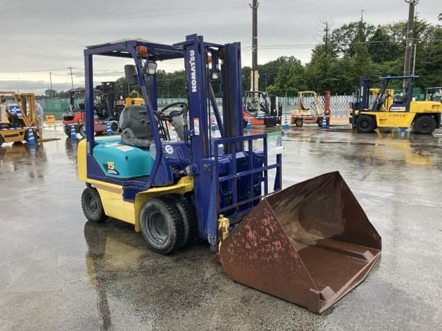 Forklift — Auction (lot 8460-4028)