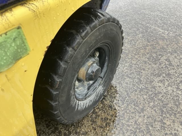 Forklift — Auction (lot 8460-4028)