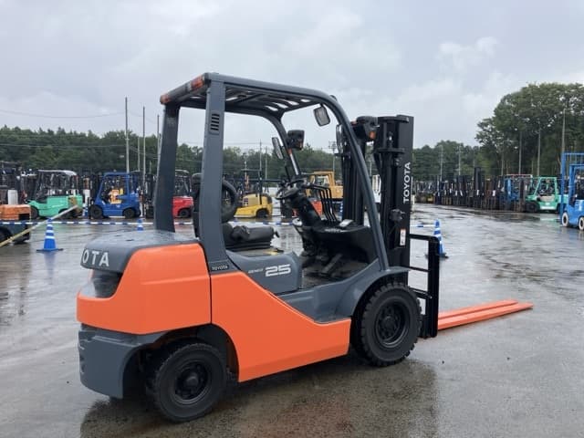 Forklift — Auction (lot 8460-4035)