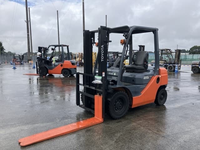 Forklift — Auction (lot 8460-4036)