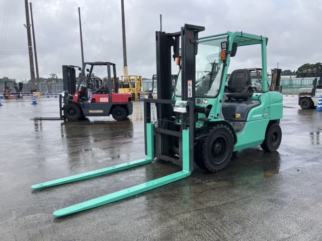 Forklift — Auction (lot 8460-4040)