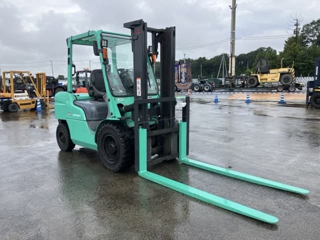 Forklift — Auction (lot 8460-4040)