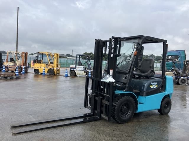 Forklift — Auction (lot 8460-4042)