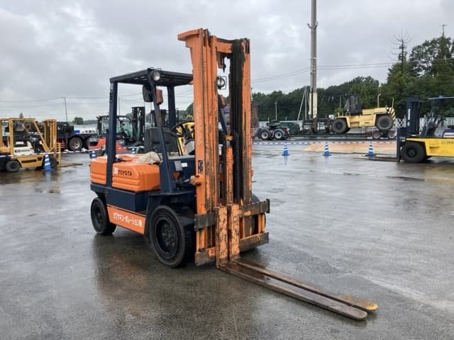 Forklift — Auction (lot 8460-4043)