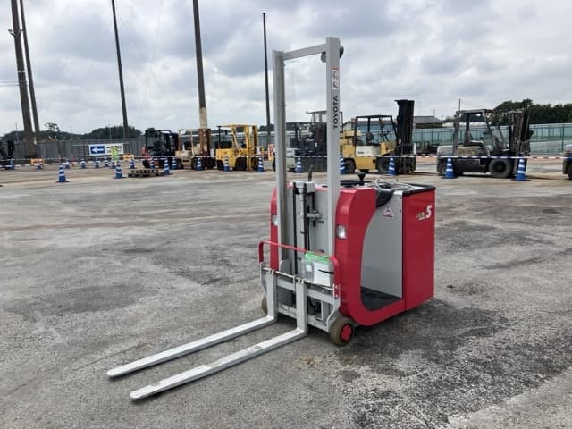 Battery Forklift — Auction (lot 8460-4047)