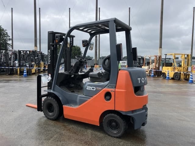 Forklift — Auction (lot 8460-4050)