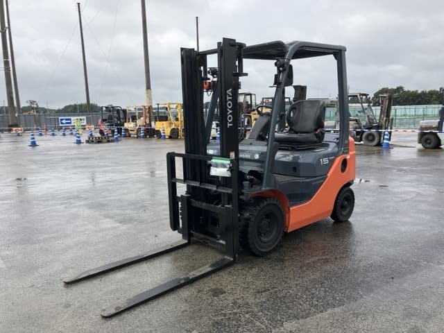 Forklift — Auction (lot 8460-4051)
