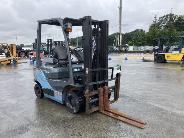 Forklift — Auction (lot 8460-4053)